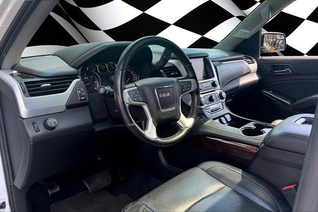 Photo of 2020 Summit White GMC Yukon