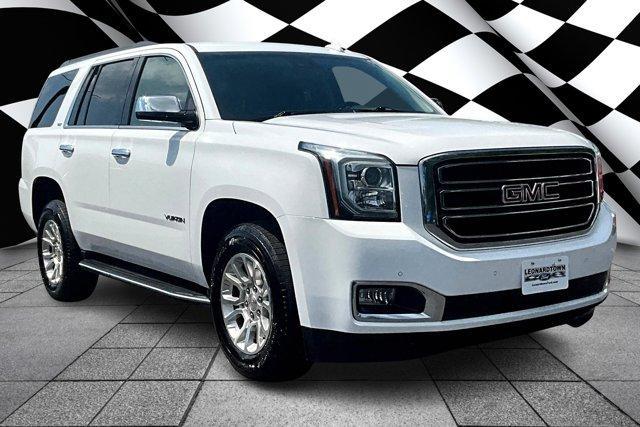 Photo of 2020 Summit White GMC Yukon