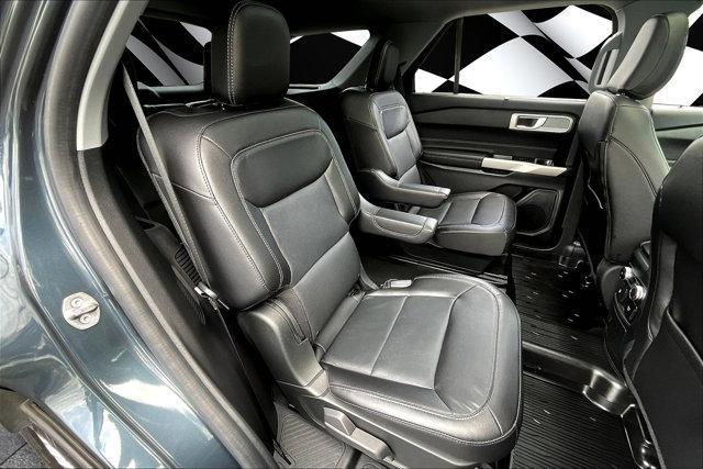 Photo of 2022 Stone Blue Metallic Ford Explorer
