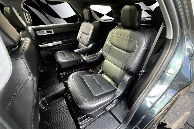 Photo of 2022 Stone Blue Metallic Ford Explorer