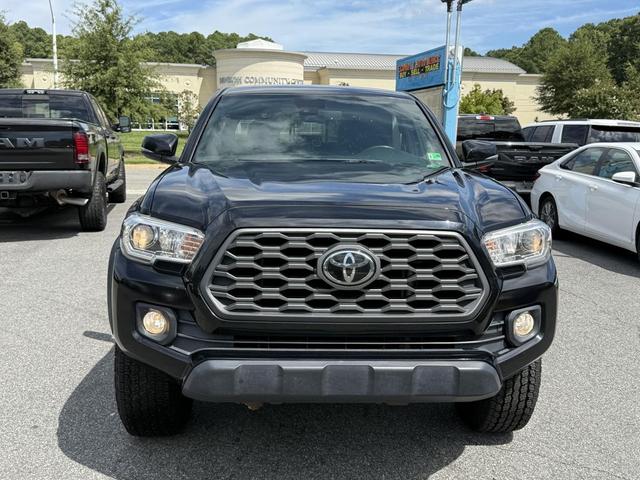Photo of 2021 Midnight Black Metallic Toyota Tacoma