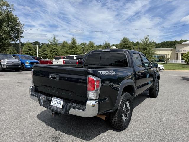 Photo of 2021 Midnight Black Metallic Toyota Tacoma