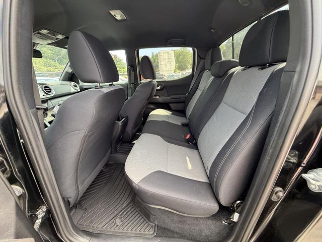 Photo of 2021 Midnight Black Metallic Toyota Tacoma