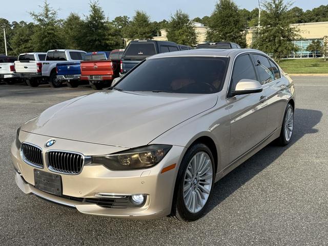 Photo of 2014 Gold BMW 328