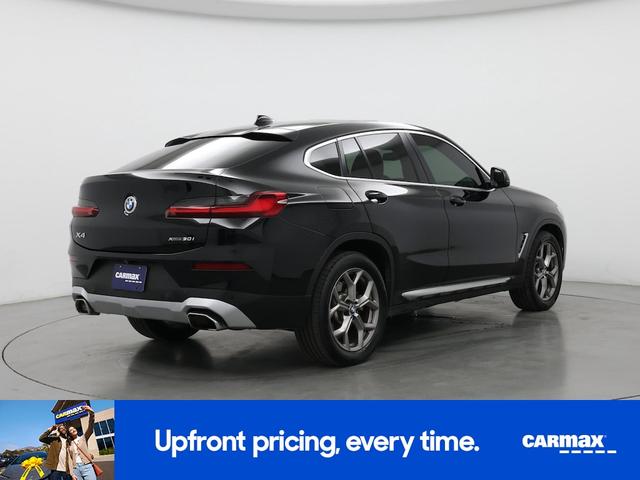 Photo of 2022 Black BMW X4