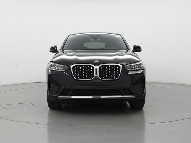 Photo of 2022 Black BMW X4