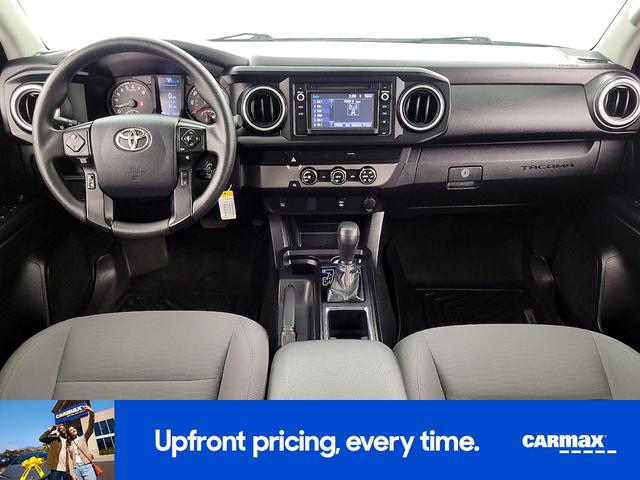Photo of 2019 White Toyota Tacoma