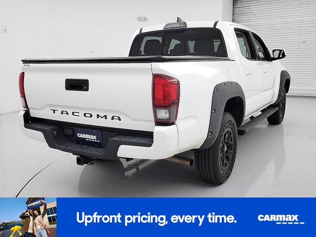 Photo of 2019 White Toyota Tacoma