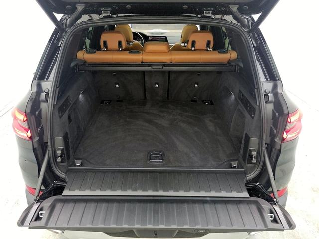 Photo of 2022 Black BMW X5