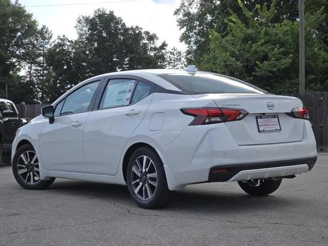 Photo of 2025 Aspen White Nissan Versa