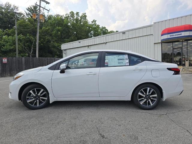 Photo of 2025 Aspen White Nissan Versa