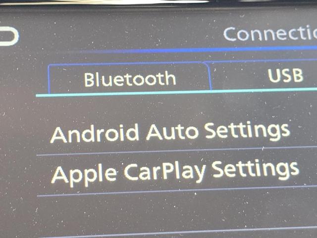 Photo of 2025 Aspen White Nissan Versa