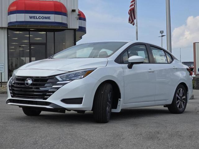 Photo of 2025 Aspen White Nissan Versa
