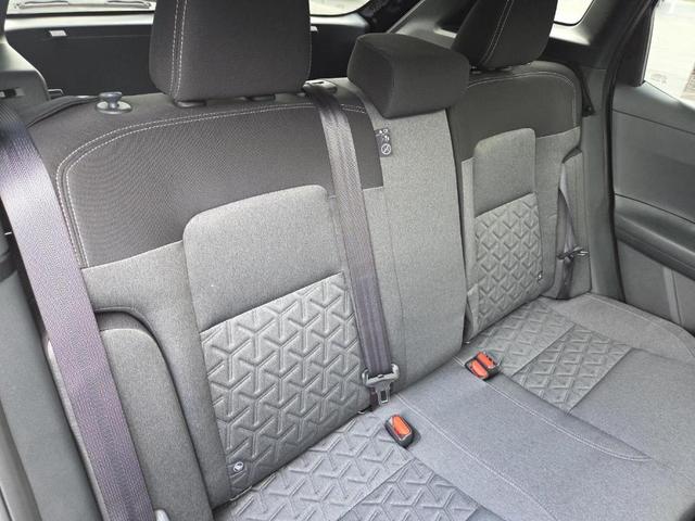 Photo of 2025 Super Black Nissan Kicks