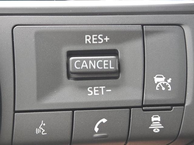 Photo of 2025 Super Black Nissan Kicks