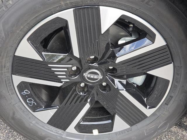 Photo of 2026 Super Black Nissan Kicks