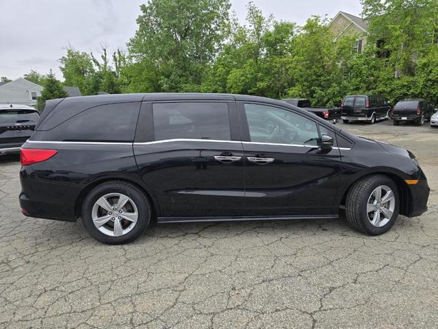 Photo of 2018 Crystal Black Pearl Honda Odyssey