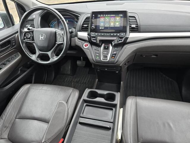 Photo of 2018 Crystal Black Pearl Honda Odyssey