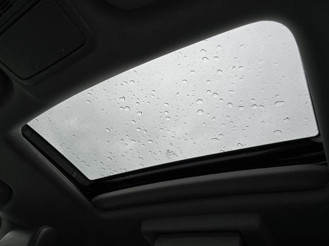 Photo of 2018 Crystal Black Pearl Honda Odyssey
