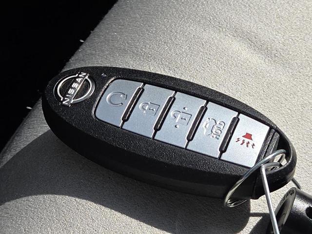Photo of 2023 Garnet Pearl Nissan Altima