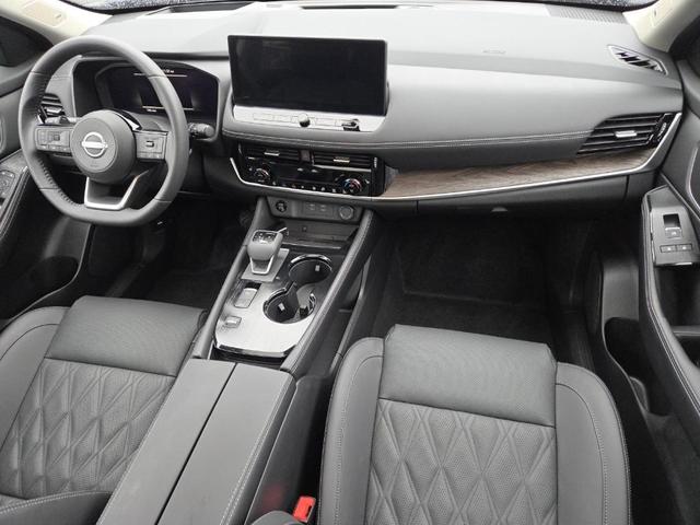 Photo of 2024 Deep Ocean Blue Nissan Rogue