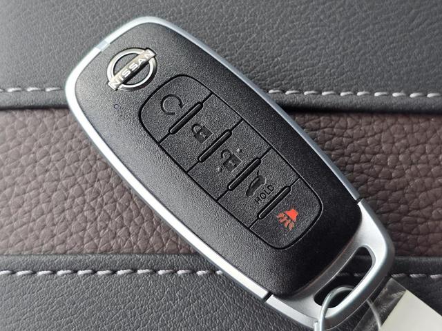 Photo of 2025 Brilliant Silver Metallic Nissan Armada