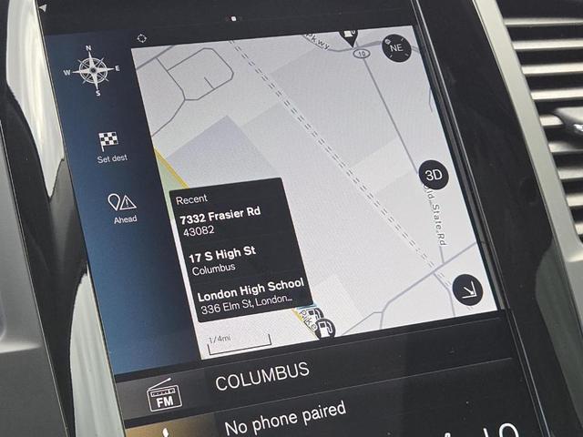 Photo of 2022 Onyx Black Metallic Volvo XC90