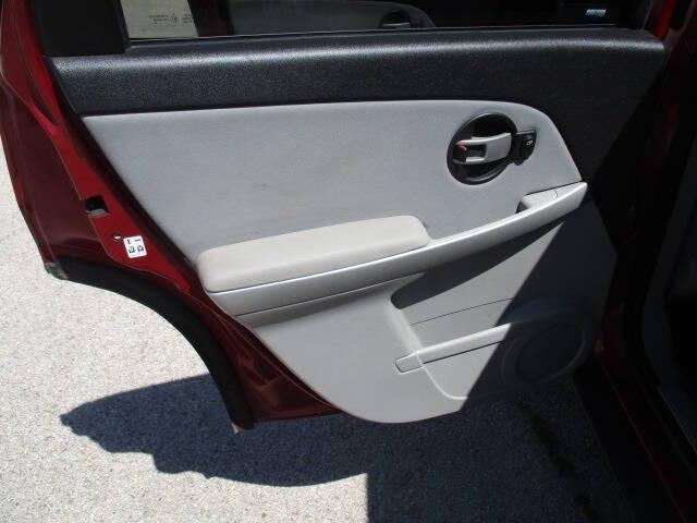 Photo of 2005 RED Chevrolet Equinox