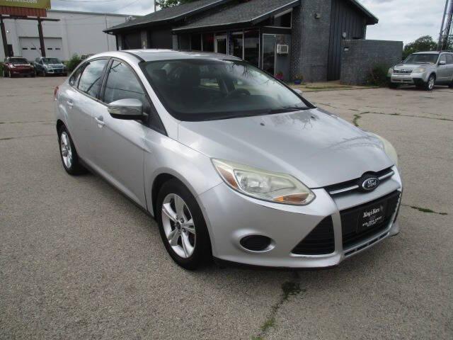 Photo of 2013 SILVER Ford Focus