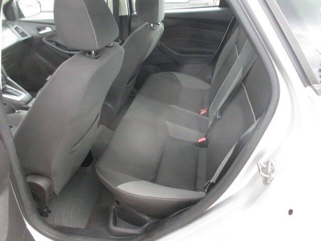 Photo of 2013 SILVER Ford Focus