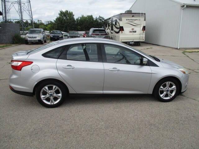 Photo of 2013 SILVER Ford Focus