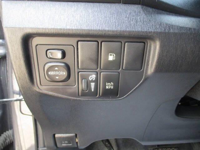 Photo of 2013 GRAY Toyota Prius Plug-in