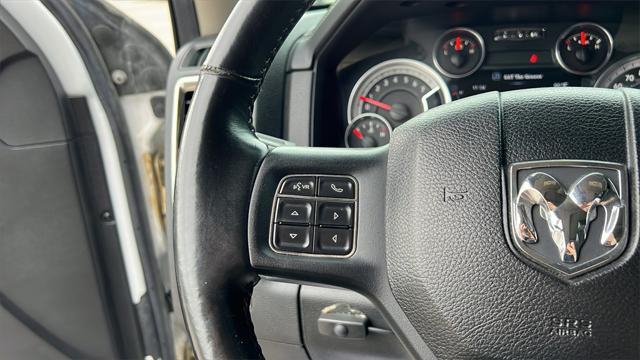 Photo of 2014 Bright White Clearcoat RAM 1500