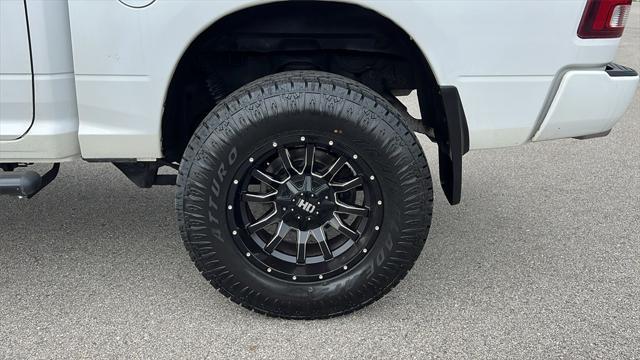 Photo of 2014 Bright White Clearcoat RAM 1500