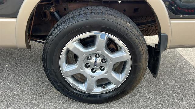 Photo of 2013 Tuxedo Black Metallic Ford F-150