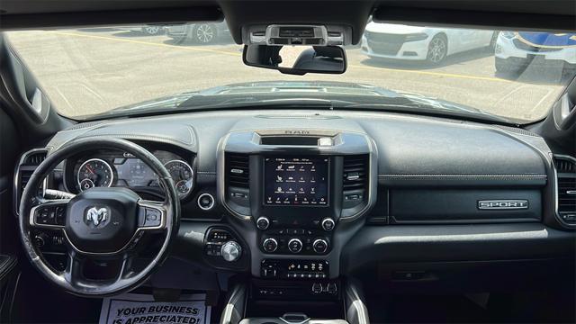 Photo of 2019 Diamond Black Crystal Pearlcoat RAM 1500
