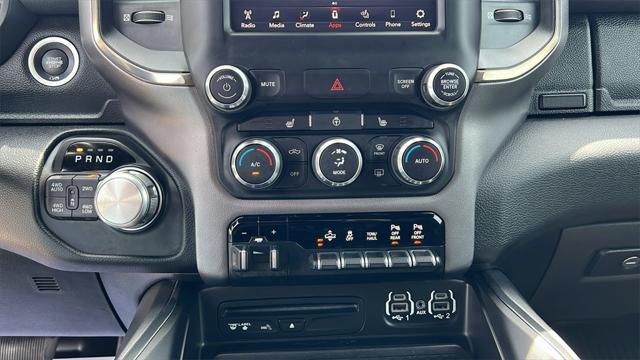 Photo of 2019 Diamond Black Crystal Pearlcoat RAM 1500
