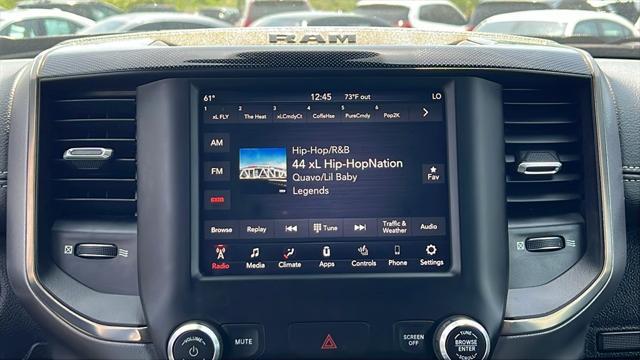 Photo of 2019 Diamond Black Crystal Pearlcoat RAM 1500