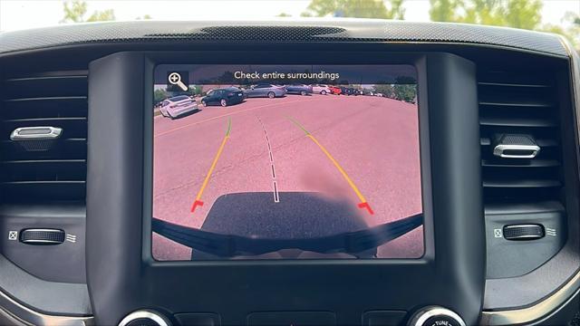 Photo of 2019 Diamond Black Crystal Pearlcoat RAM 1500