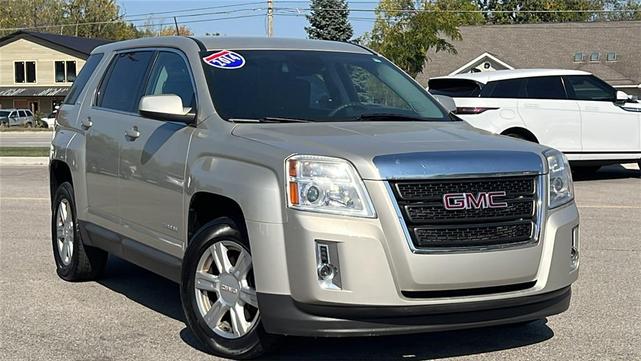 Photo of 2014 Champagne Silver Metallic GMC Terrain
