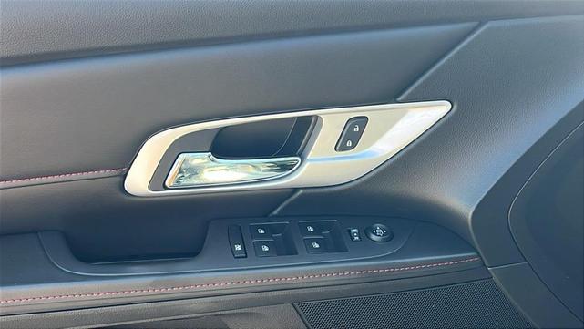Photo of 2014 Champagne Silver Metallic GMC Terrain