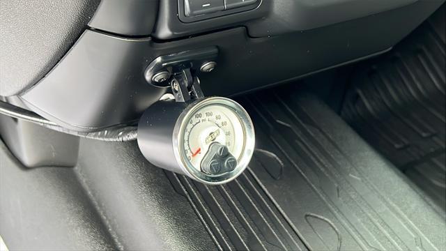 Photo of 2021 Summit White GMC Sierra 1500