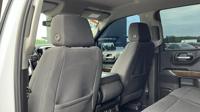 Photo of 2021 Summit White GMC Sierra 1500