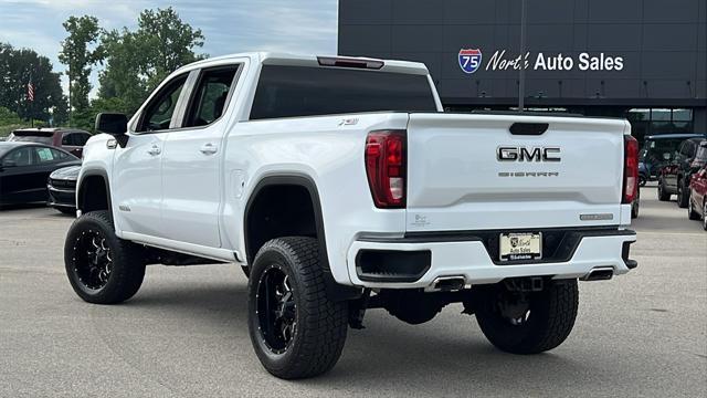 Photo of 2021 Summit White GMC Sierra 1500