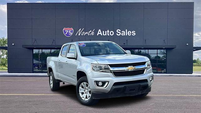 Photo of 2015 Silver Ice Metallic Chevrolet Colorado