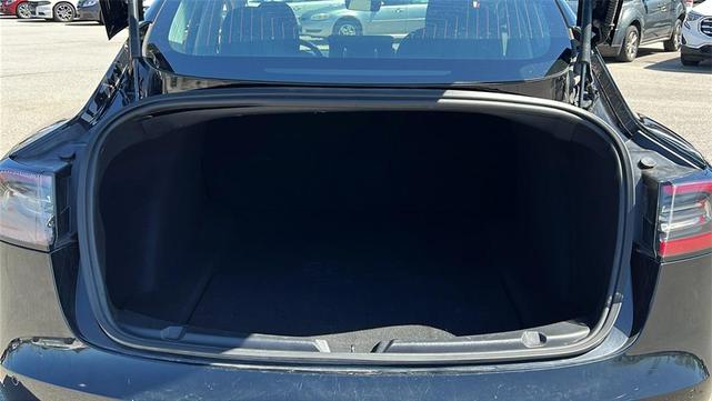 Photo of 2019 Solid Black Tesla Model 3