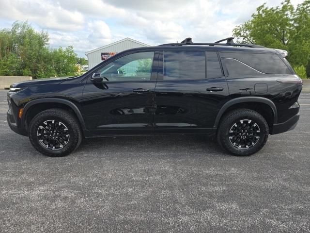 Photo of 2024 Mosaic Black Metallic Chevrolet Traverse