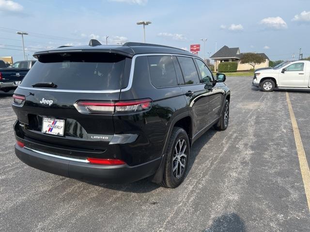 Photo of 2025 Diamond Black Jeep Grand Cherokee L