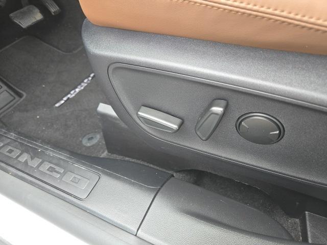 Photo of 2024 Oxford White Ford Bronco Sport
