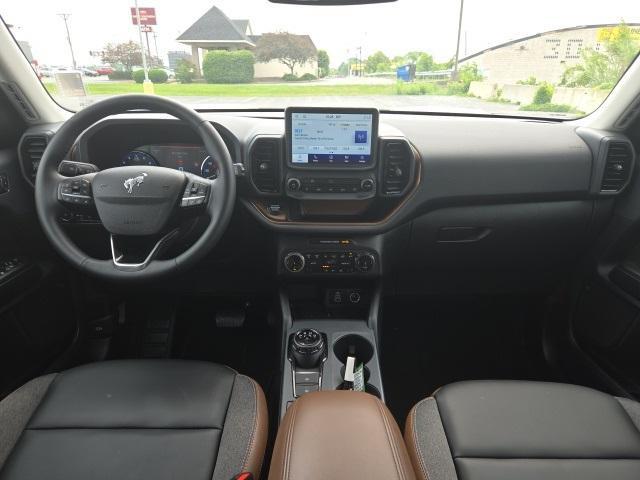 Photo of 2024 Oxford White Ford Bronco Sport